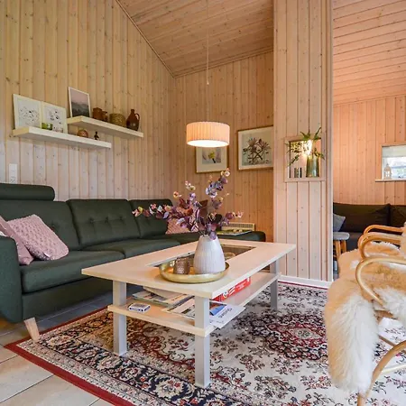 In With Sauna *